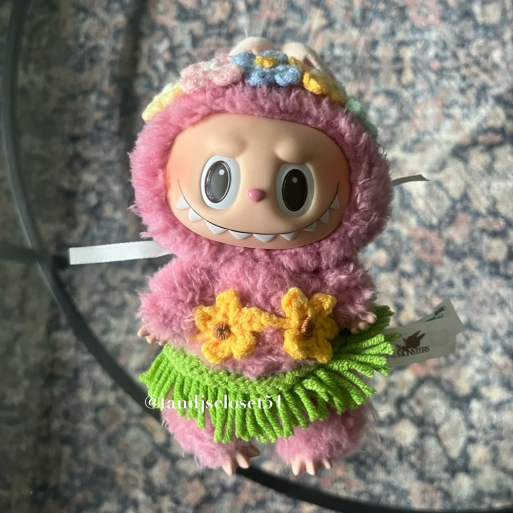 Labubu clothes Hawaiian outfit